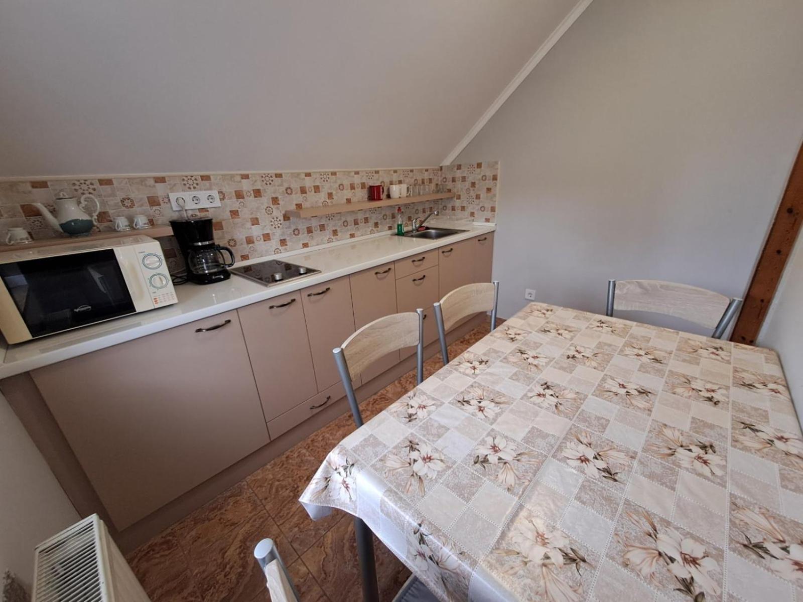 Berta Panzio Bed & Breakfast Hajduszoboszlo Bilik gambar