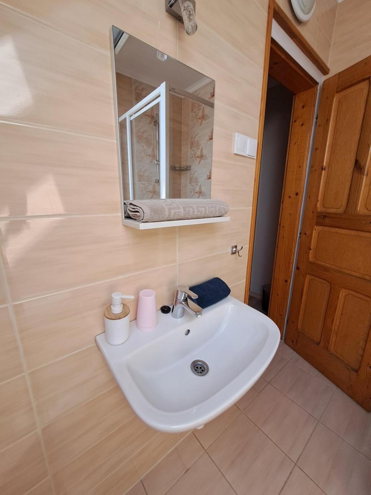 Berta Panzio Bed & Breakfast Hajduszoboszlo Luaran gambar